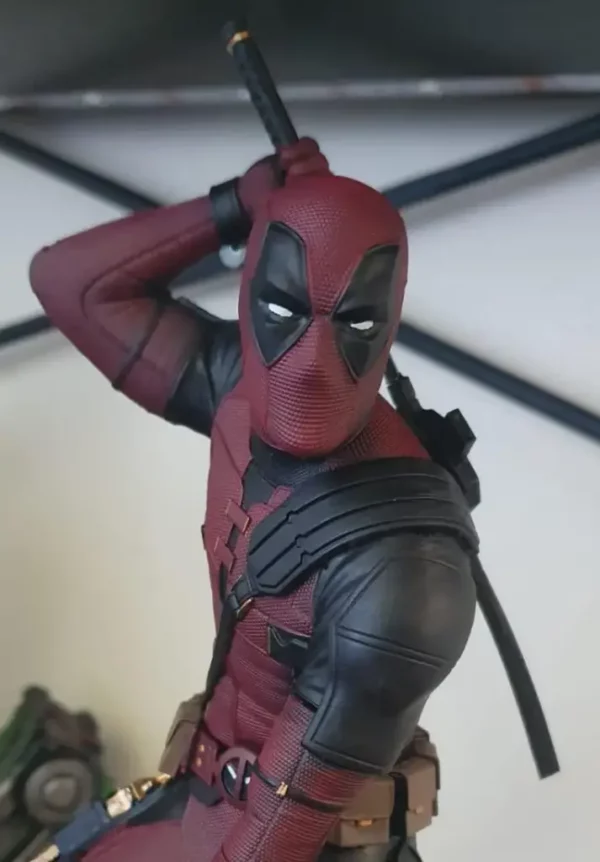 deadpool premium resin statue
