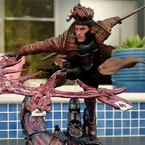 gambit x men resin statue collector item