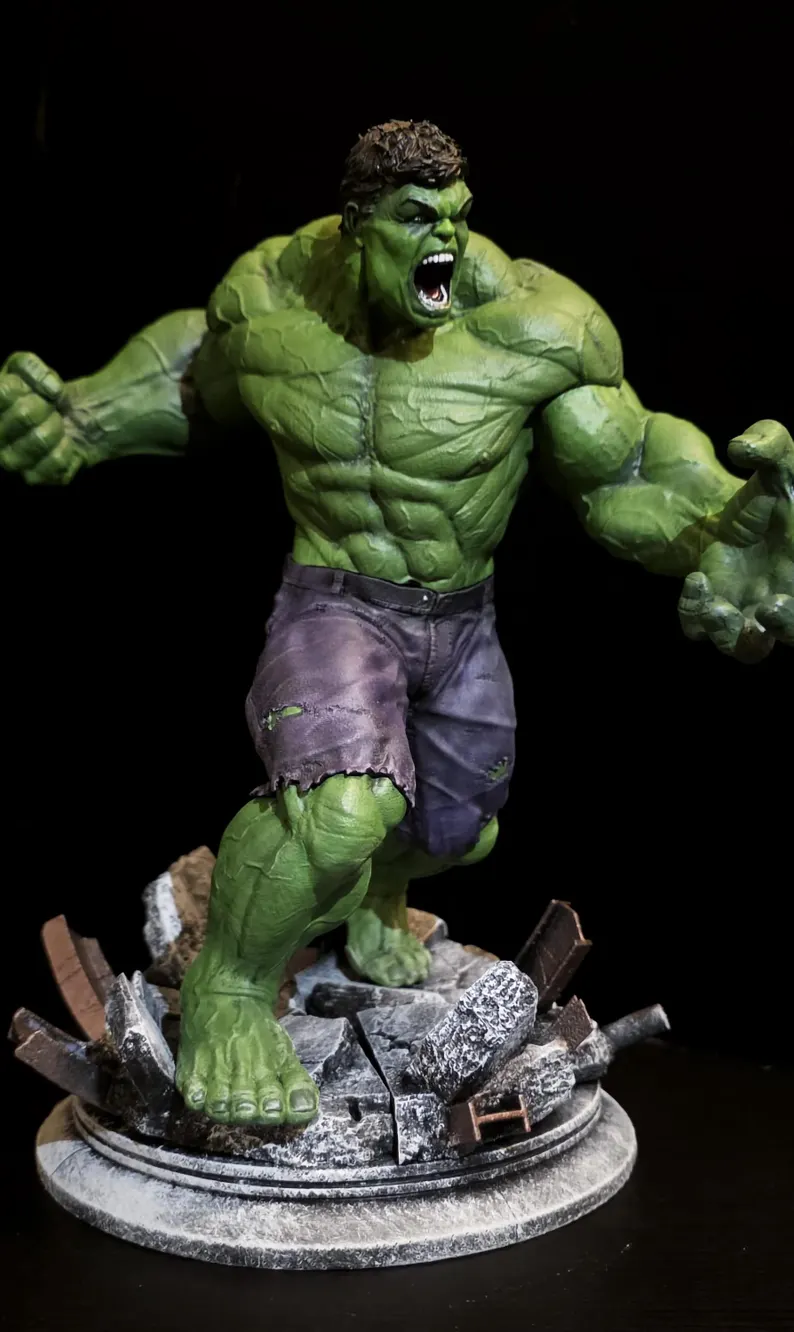 wargamesstudio hulk statue limited edition